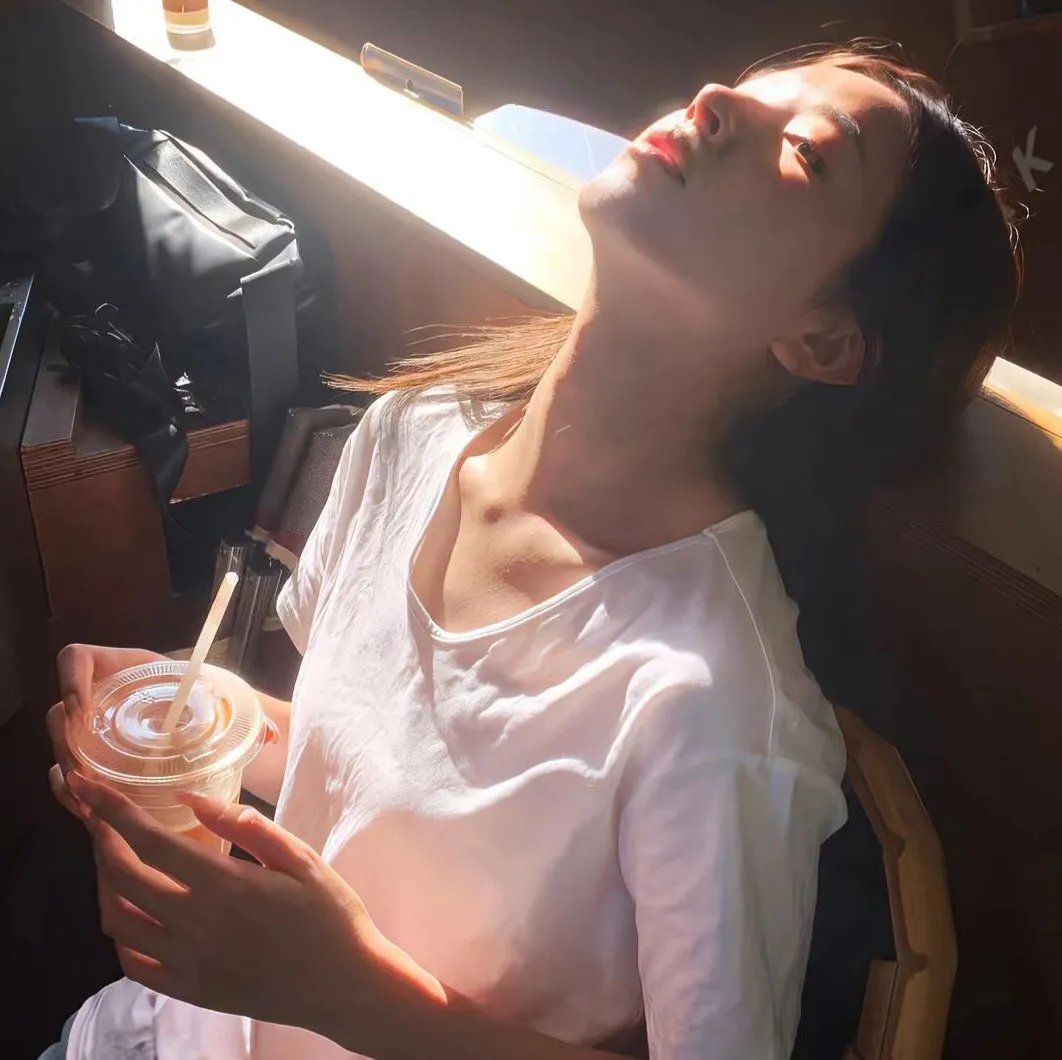 珊珊小传封面