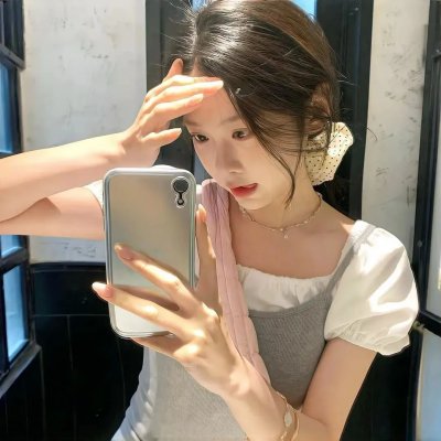 恐怖护理站封面