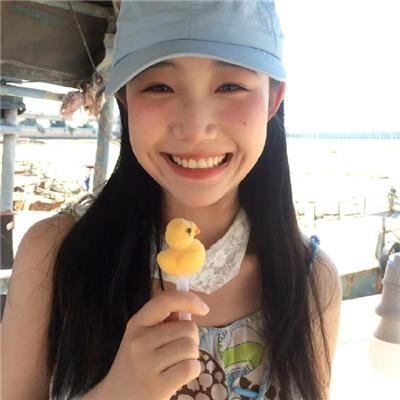 爱的谎言封面